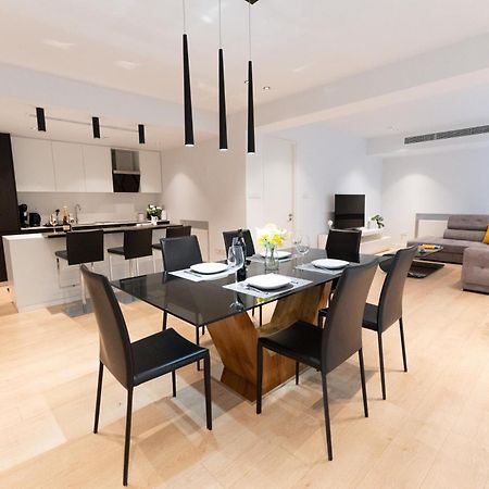 Wealthystays Nicosia Luaran gambar