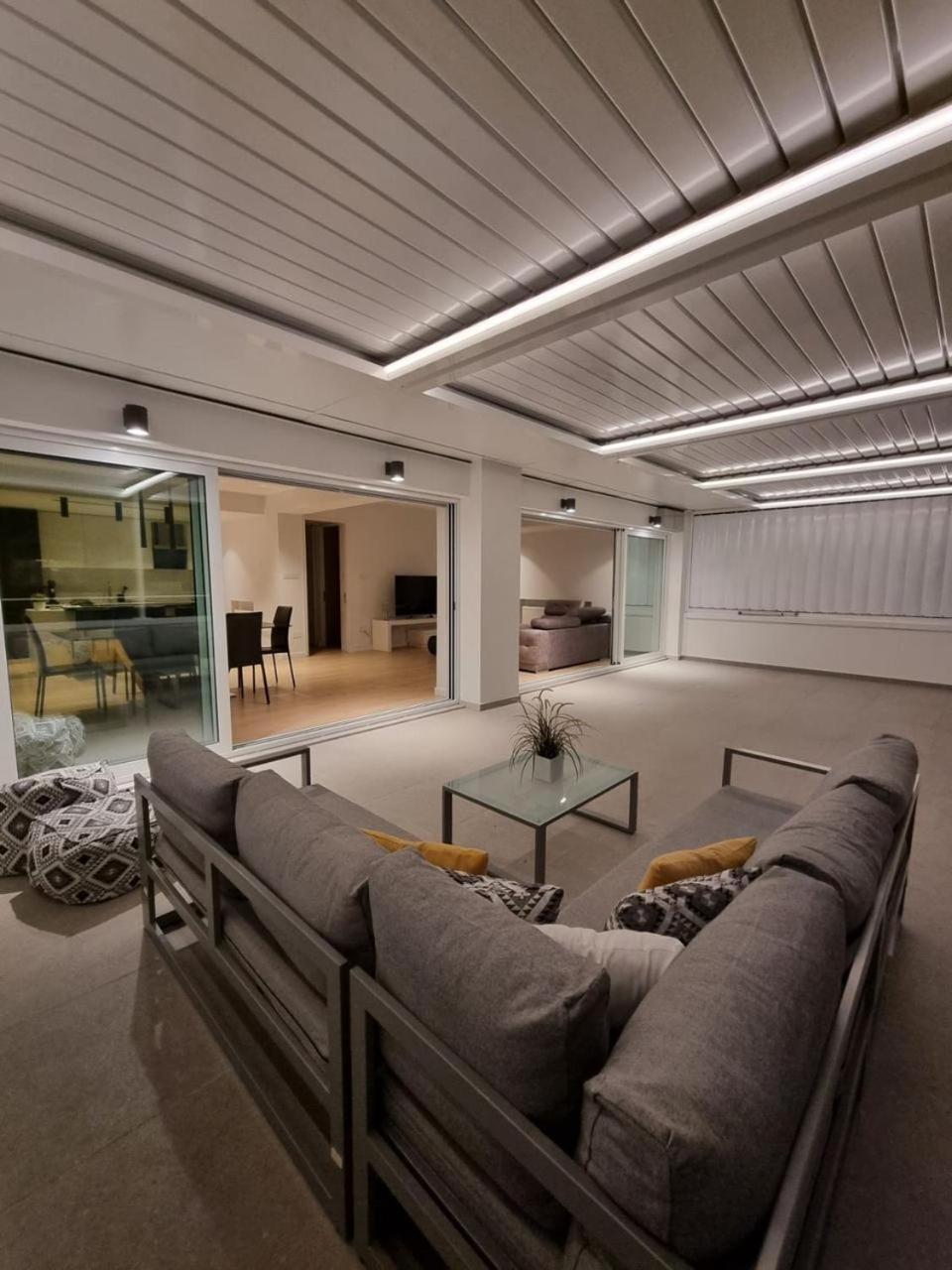 Wealthystays Nicosia Luaran gambar