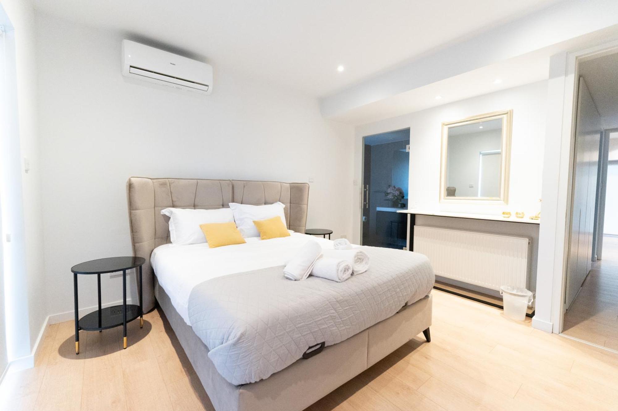 Wealthystays Nicosia Luaran gambar