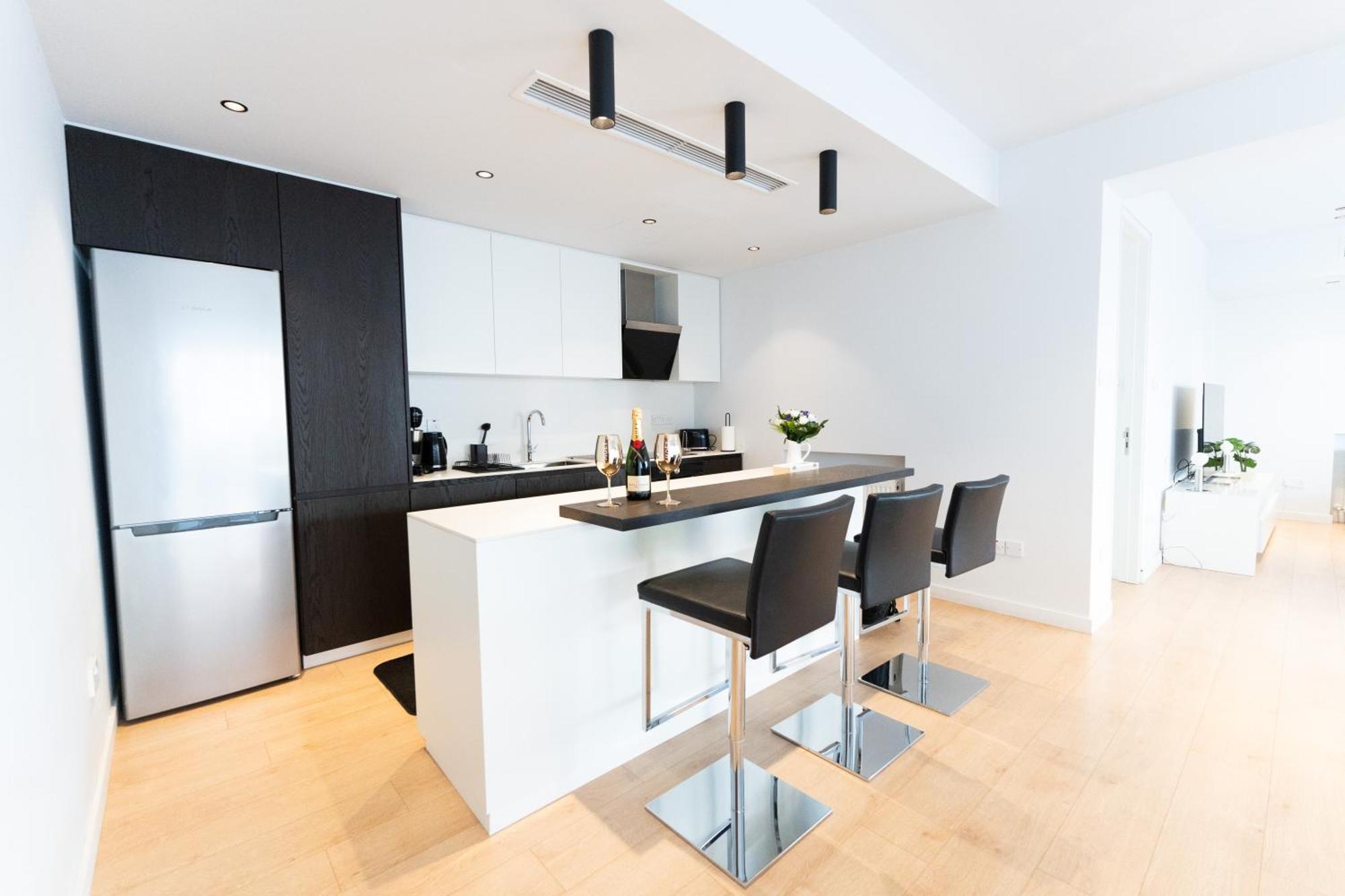Wealthystays Nicosia Luaran gambar