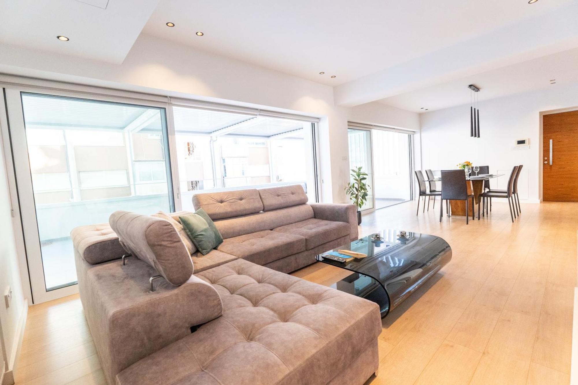 Wealthystays Nicosia Luaran gambar